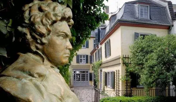 The Weight of Genius: Bonn and Its Beethoven