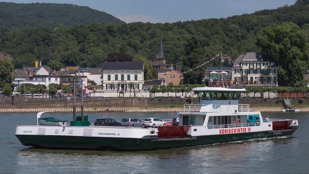 Rheinfähre Königswinter–Mehlem, Bonn
