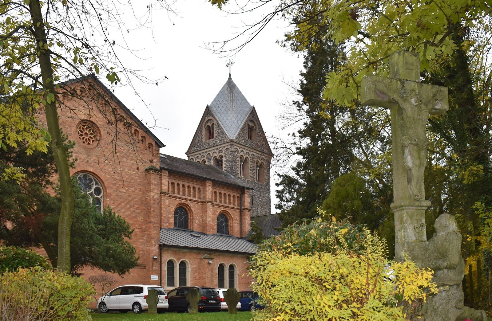 St. Cäcilia Oberkassel, Bonn