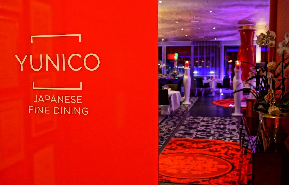 Yunico, Bonn