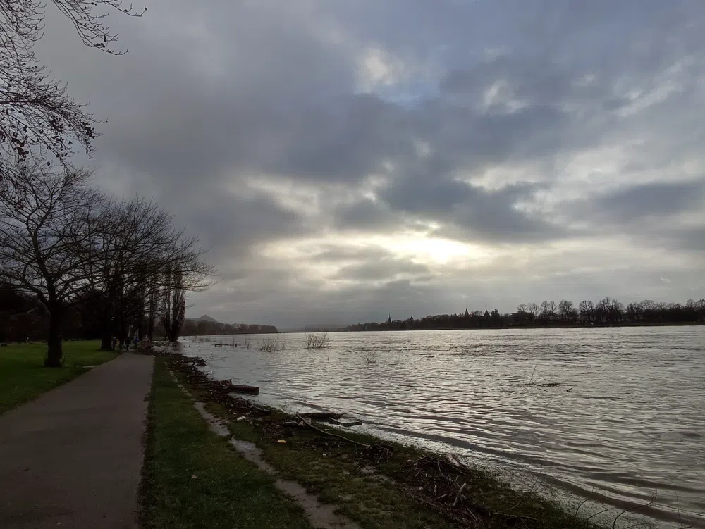 Oberkassel, the Bonn village between the Rhine and the Ennert
